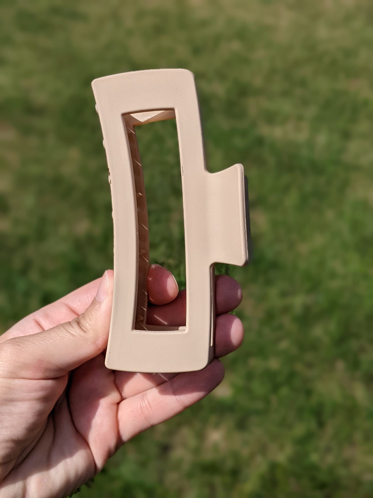 Large clips