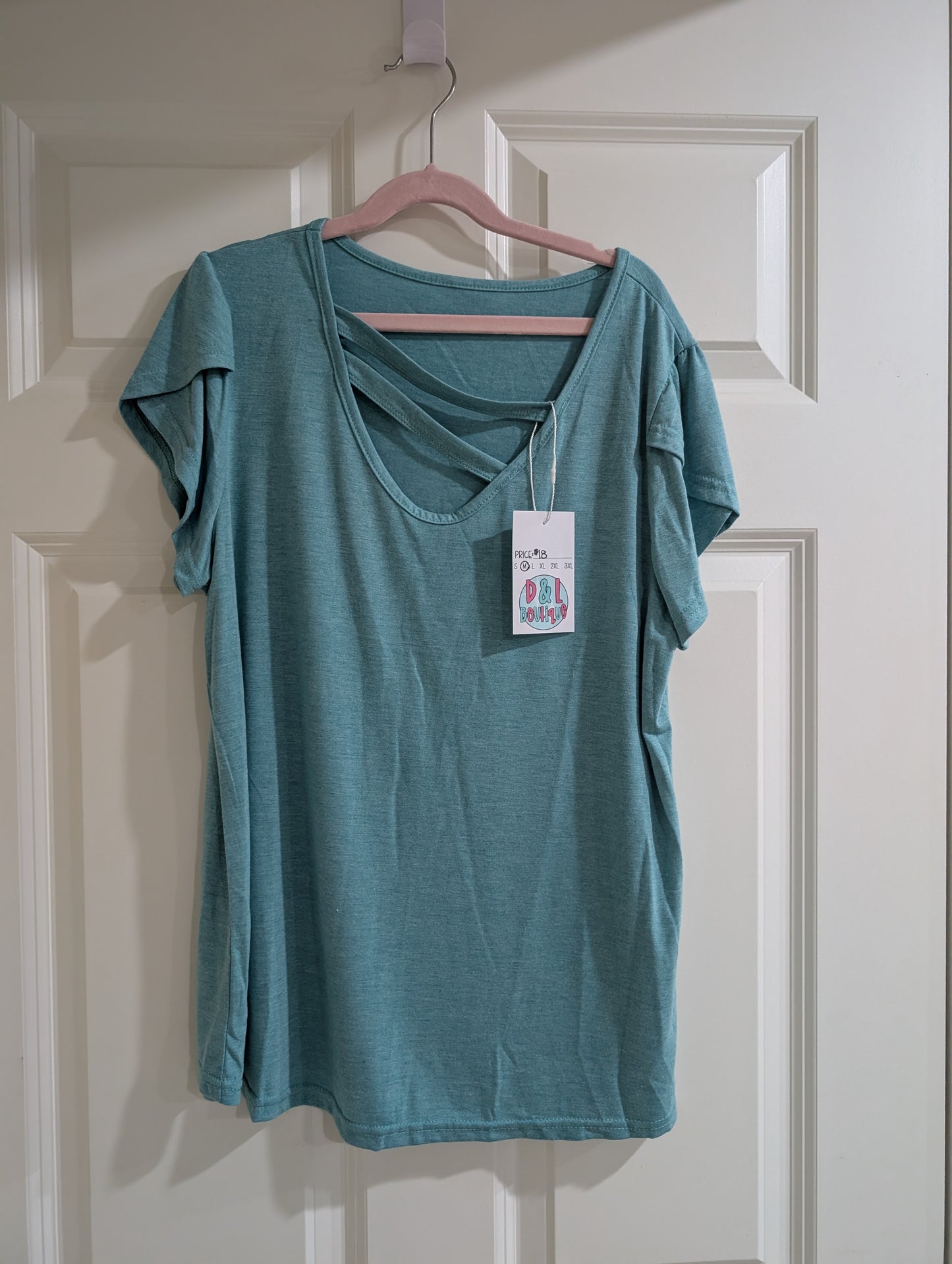 Vneck detail top